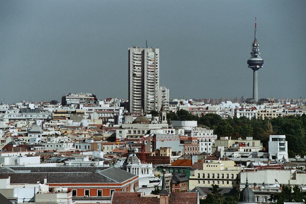 Hostal Luis XV Madrid Exterior photo